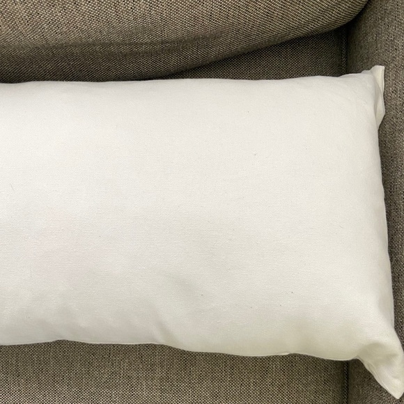 ✨Host Pick✨ Rae Dunn ‘Give Thanks’ Large Pillow - Picture 8 of 11